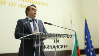 Финансовият министър Асен Василев представи параметрите на разработения от него