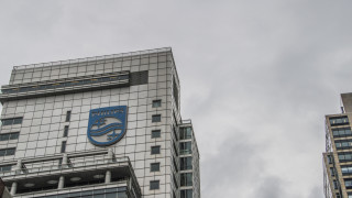 Производителят на медицинско оборудване Philips Respironics е приел да плати