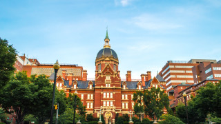 Обучението на повечето студенти в медицинския факултет на престижния американски