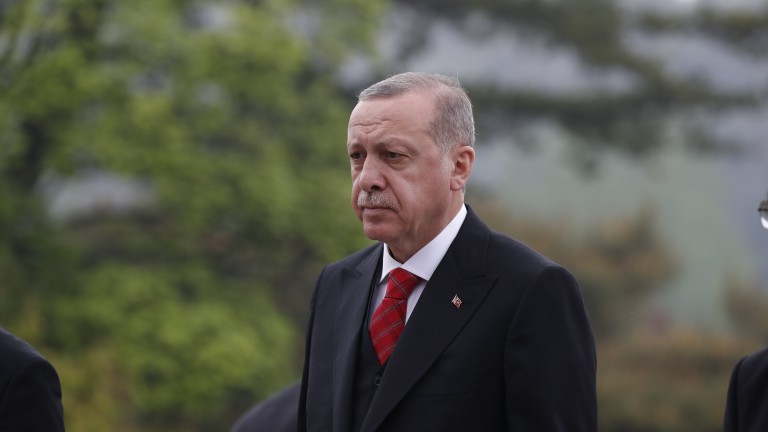 Ердоган затяга хватката си над турската икономика