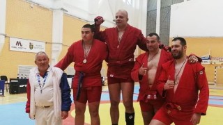 Резултати от Държавното първенство по самбо и бойно самбо за мъже и жени в Панагюрище