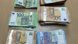 Двама тираджии опитаха да прекарат 160 000 евро през Капитан Андреево