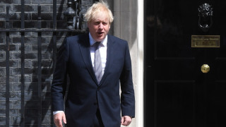 Джонсън и Бенет с първи разговор до месец