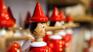 Днес е 1 април известен като Денят на шегата или