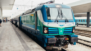 Хвърлен фас предизвика пожар във влака София Варна Инцидентът е станал