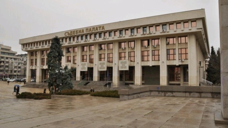 Бургаският съд задържа казахстанец, откраднал 1 милион долара