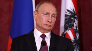 На Лондон му се наложи да обясни, че не иска да сваля Путин