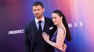 Супермен е по кината вече от една седмица и трупа