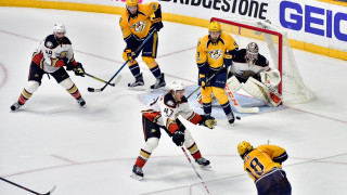 Тимът на Каролина разгроми гостуващия Далас с 5 1 Финландският нападател