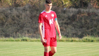 Християн Петров ще тренира с първия отбор на ЦСКА през