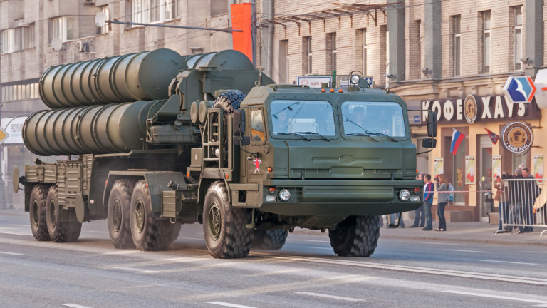 САЩ: Налагаме санкции на Турция, ако купи С-400