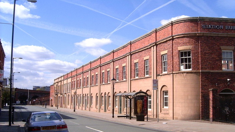 Историята на първата жп гара в света