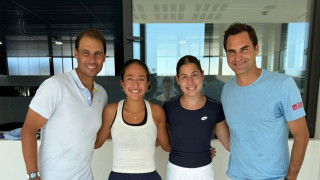 Елизара Янева се срещна с две от най големите легенди в тениса