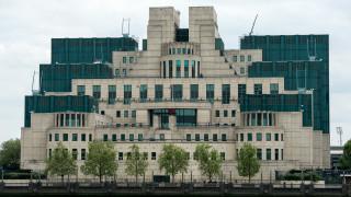 Жена оглави MI6