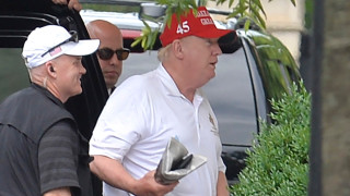 Иранските съдебни власти изискват Интерпол да включи американския президент Доналд Тръмп