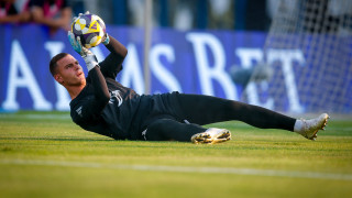 Вратарят Светослав Вуцов поднови занимания с отбора на Левски Той