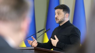 Украинският президент Володимир Зеленски отрече публикация на Financial Times че
