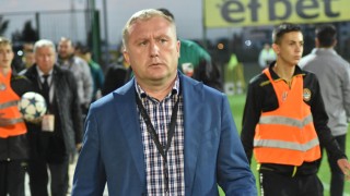 Треньорът на Ботев Пловдив Николай Киров настоява в отбора му