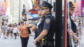 Трима тийнейджъри са простреляни на Таймс Скуеър в Ню Йорк