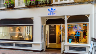 Adidas назначи шефът на конкурентната компания Puma Бьорн Гулден за