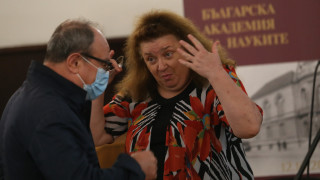 БАН представи митове и реални странични реакции за ваксините срещу COVID-19