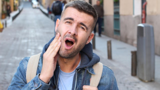 Скърцането със зъби не е само метафора за състояние в