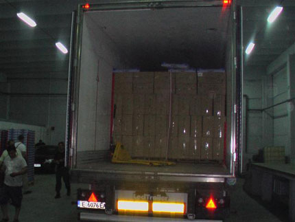 Митничари спряха 11 милиона къса цигари