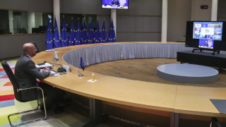 Председателят на Европейския съвет Чарлз Мишел и председателят на Европейската