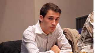 Иван Чепаринов с три победи и две ремита в първия ден на СП по ускорен шах