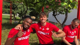 Греъм Кери Жуниор Нзила Томас Лам Карло Мухар и Брадли