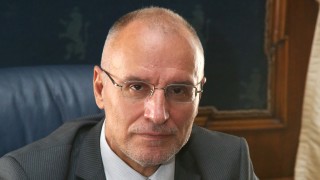 Без изненади депутатите преизбраха Димитър Радев за управител на Българската