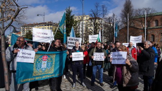 Протест и контрапротест пред Светия синод