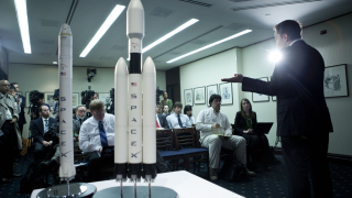 SpaceX ще изпрати първи изцяло цивилен екипаж в орбита за 3 дни