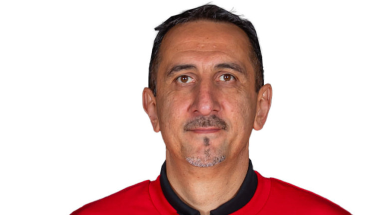 Помощник-треньорът на баскетболния ЦСКА Георги Давидов напусна тима. Той ще