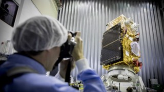 Русия изпрати европейски сателит за наблюдение на атмосферата на Земята