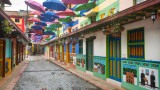 Гуатапе, Нуук, Шефшауен, Ханава и кои са най-цветните градове на планетата