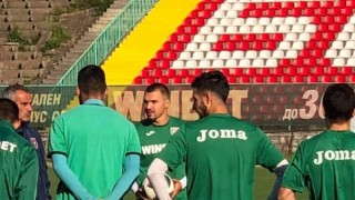 Нападателят Валери Божинов заяви пред Нова телезивия че трансферът му