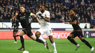 Андерлехт 1 0 Лудогорец 45′ ИГРАТА СЕ ПОДНОВЯВА Източник