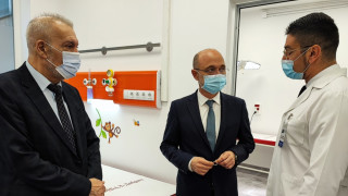 Препоръчителни а не задължителни са действащите противоепидемични мерки включително и