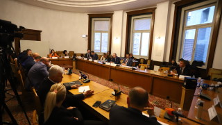 Компанията Gemcorp с която кабинета Петков в сферата на енергетиката който