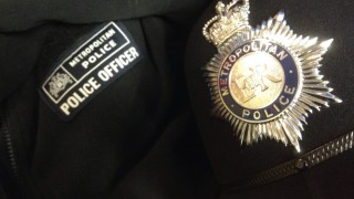 Подозрителен пакет затвори терминал на летище Хитроу Полицията на Лондон