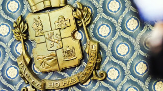 Светлинно шоу вместо заря в новогодишната нощ в София