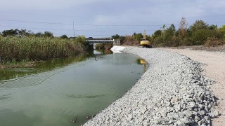 Почистиха канала Вая свързващ едноименното езеро с Черно море По