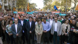 Хиляди каталунци се включиха в очаквания масов протест в столицата