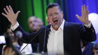 Икономистът Родриго Чавес спечели президентските избори в Коста Рика информира