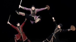 „Сухишвили“ с турне в България