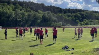 ЦСКА поднови тренировки след вчерашния почивен ден който отборът имаше