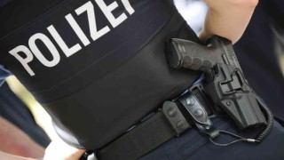 Полицията в Германия удариха престъпни арабски кланове съобщава в Райнише