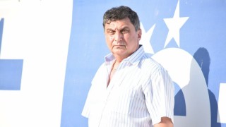 Информацията че Нефтохимик се завръща на стадион Лазур предизвика полемики