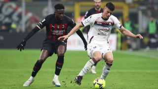 Милан се издъни срещу Салернитана и завърза борбата за Топ 4